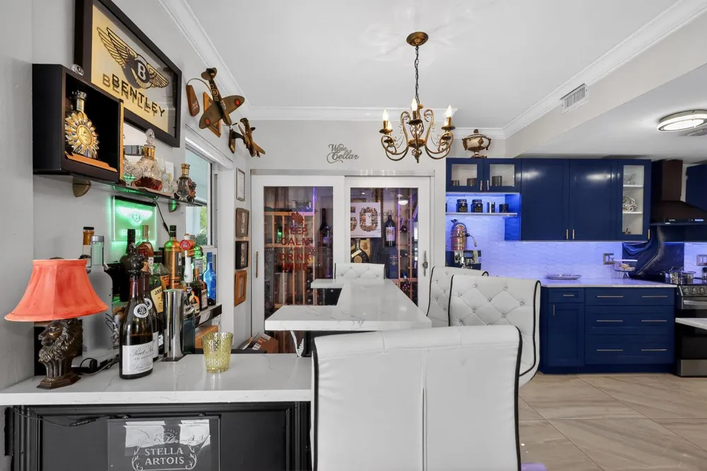 1524 SE 12th Street #6 Fort Lauderdale, FL 33316