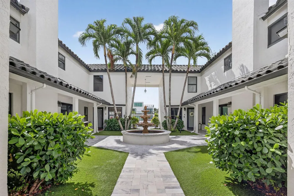 1524 SE 12th Street #6 Fort Lauderdale, FL 33316