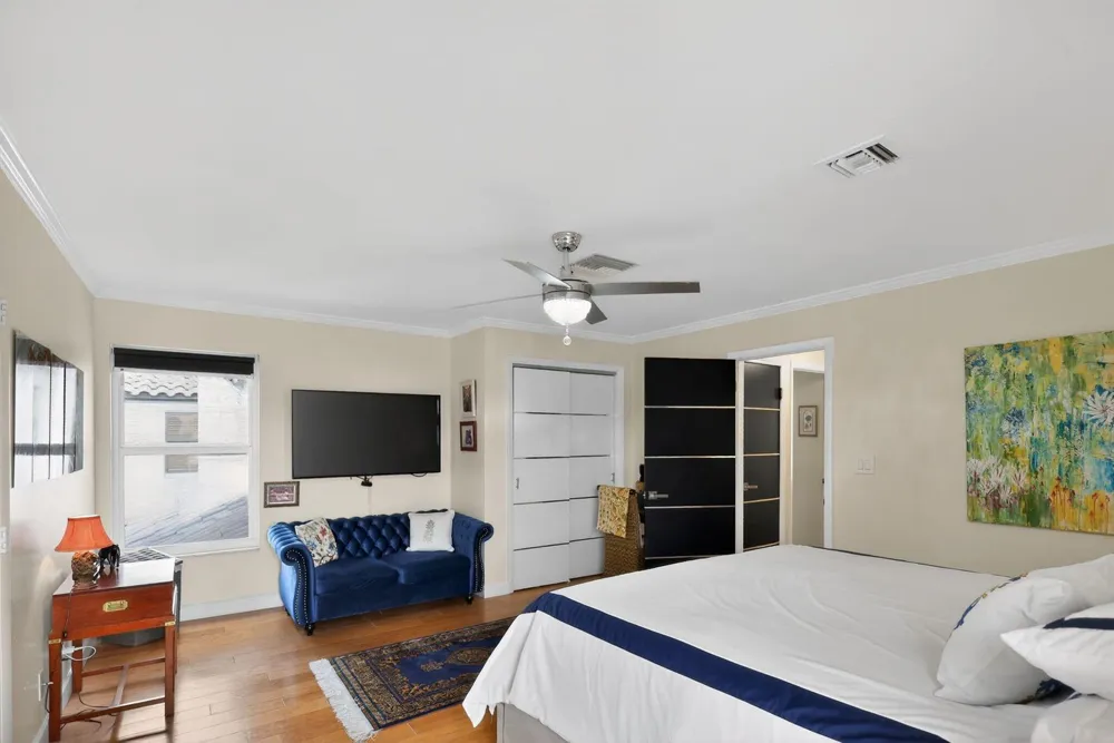 1524 SE 12th Street #6 Fort Lauderdale, FL 33316