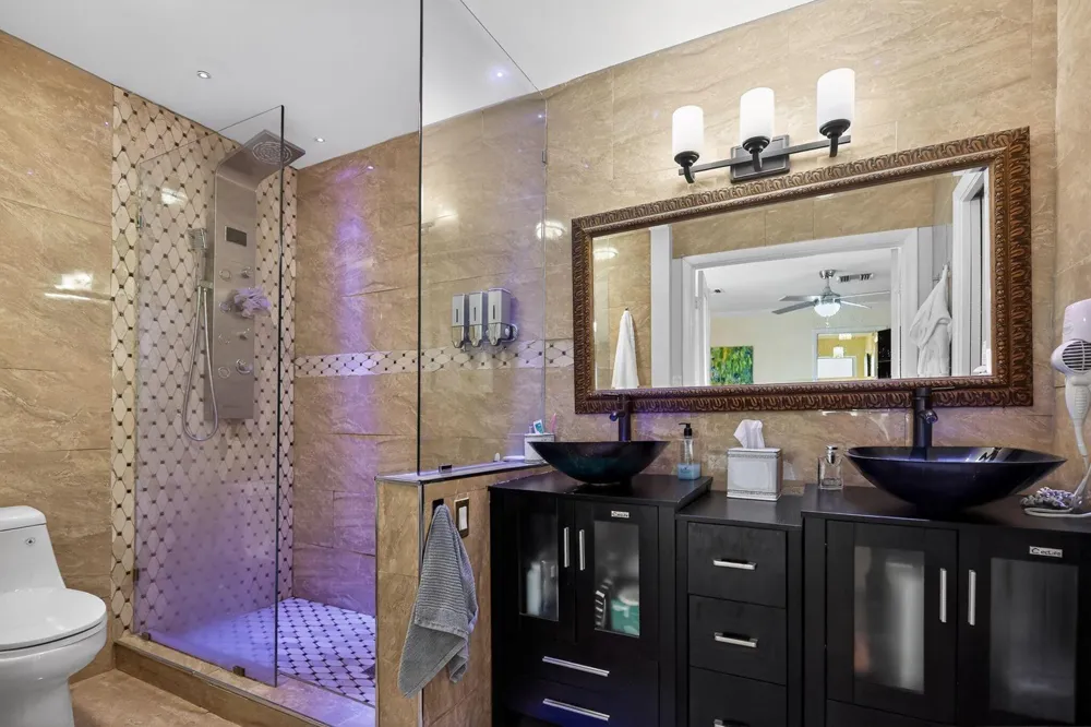 1524 SE 12th Street #6 Fort Lauderdale, FL 33316