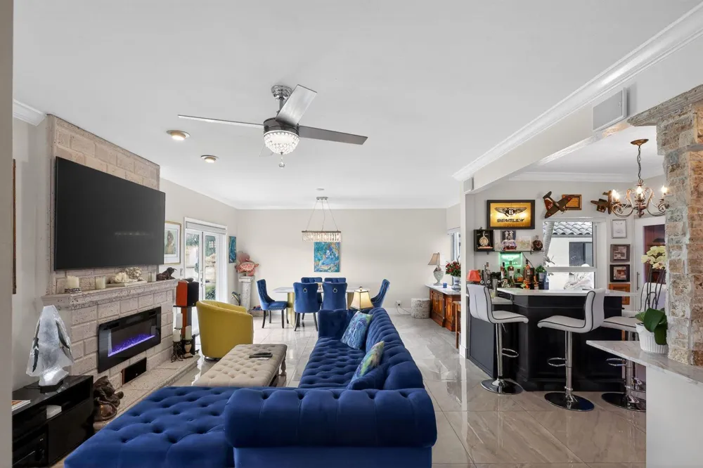 1524 SE 12th Street #6 Fort Lauderdale, FL 33316