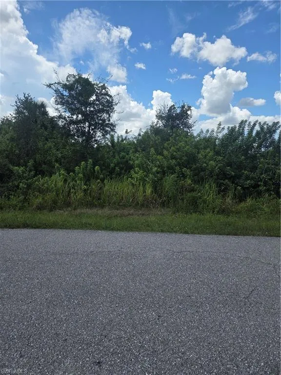 2011 Xelda Avenue Lehigh Acres, FL 33971