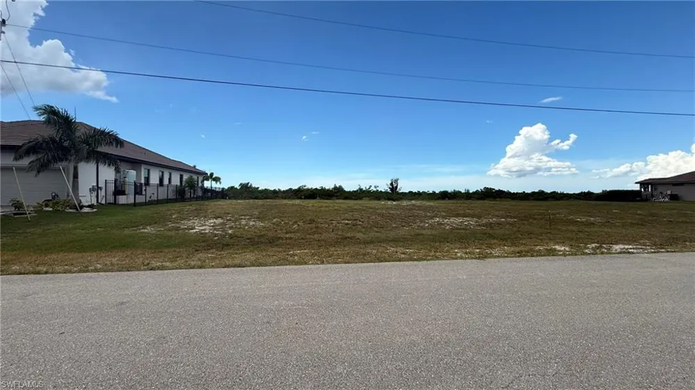 3338 NW 47th Avenue Cape Coral, FL 33993