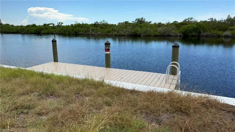 3338 NW 47th Avenue Cape Coral, FL 33993