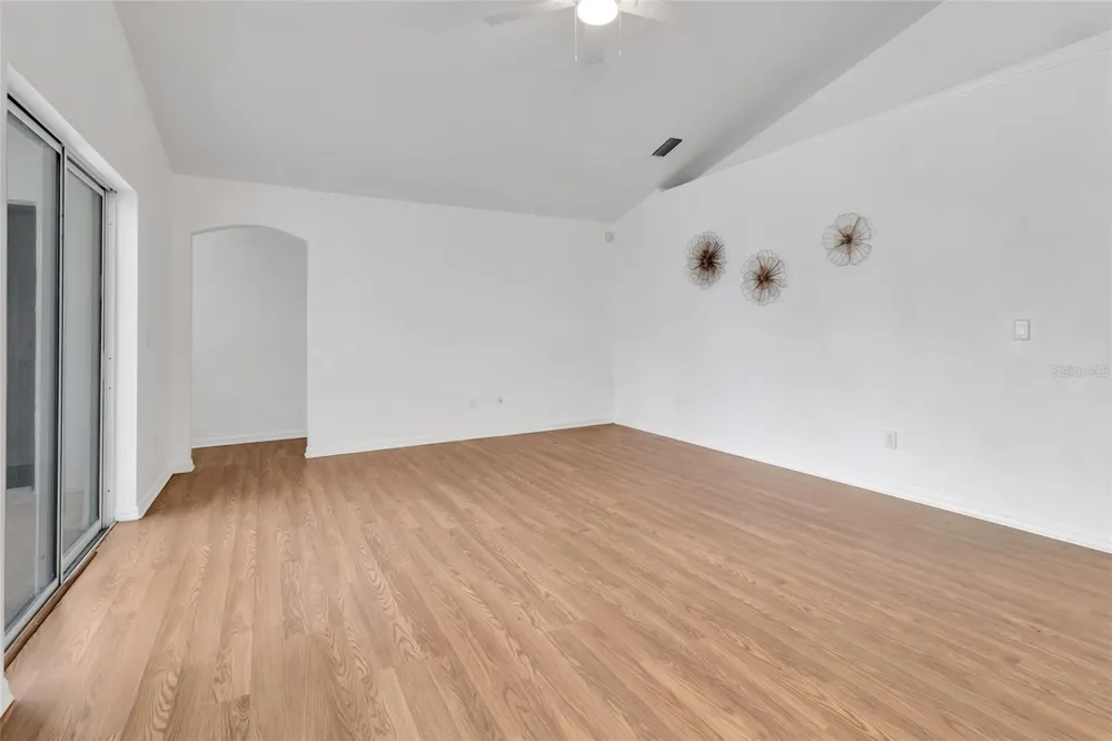 6856 NE 61ST AVENUE ROAD Silver Springs, FL 34488