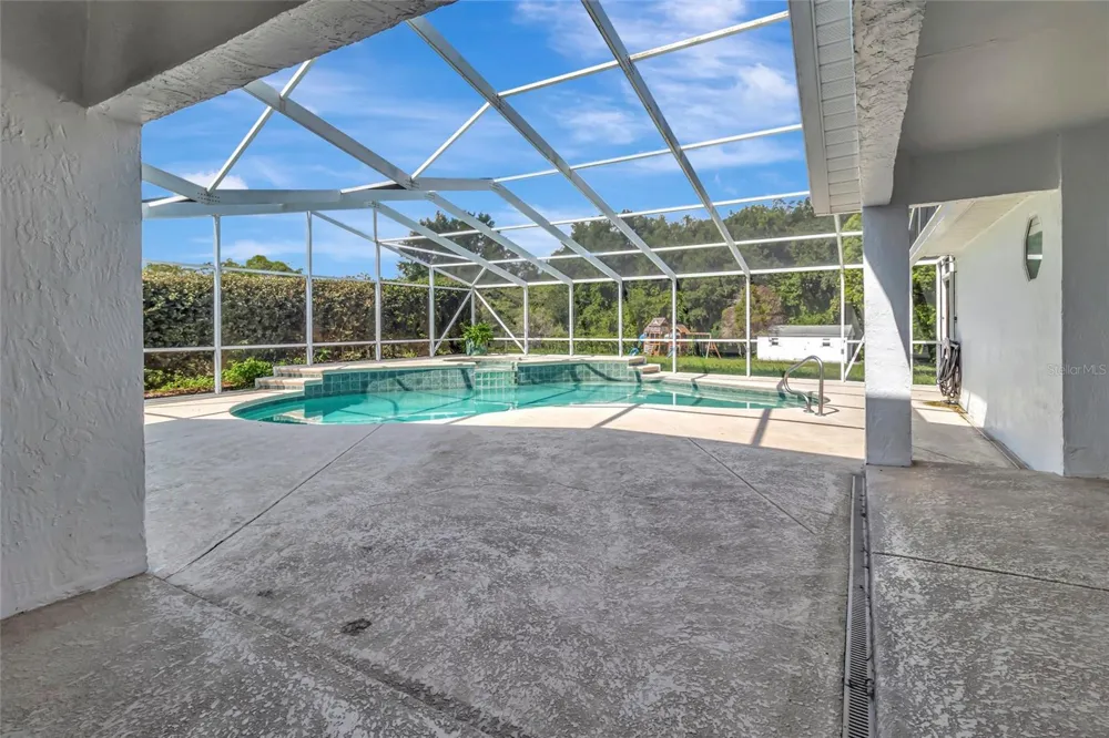 6856 NE 61ST AVENUE ROAD Silver Springs, FL 34488
