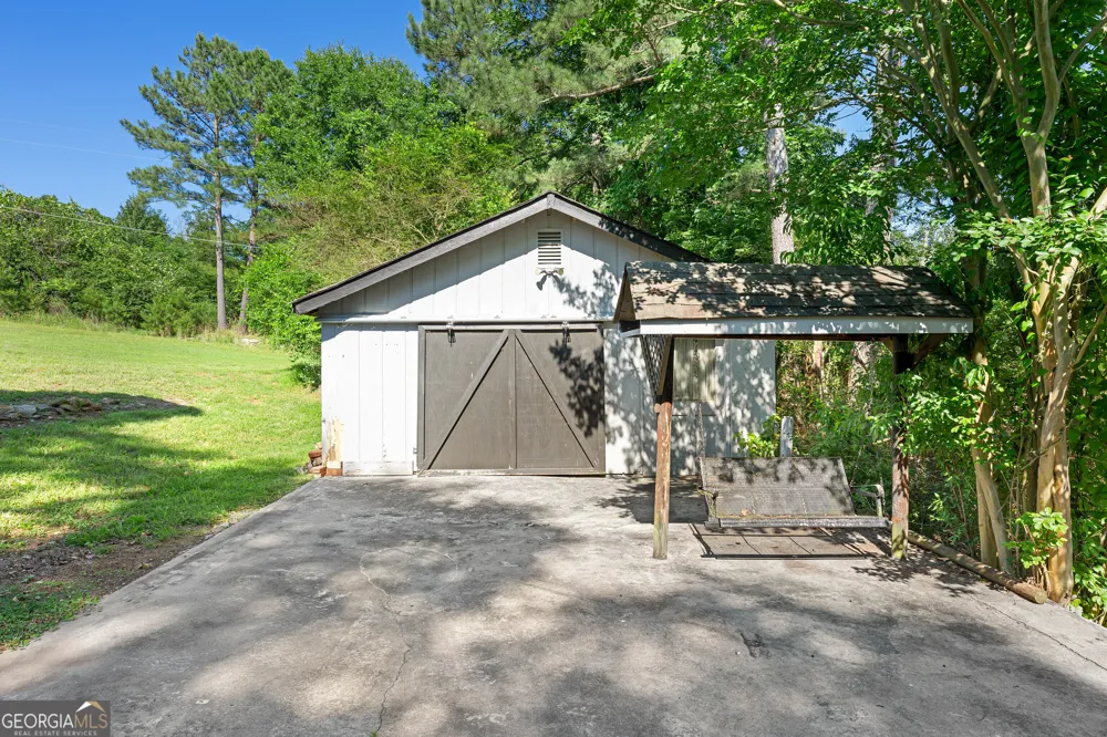 1172 Shoal Creek Church RD Lavonia, GA 30553