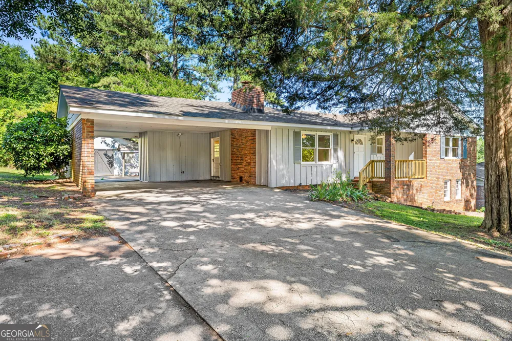 1172 Shoal Creek Church RD Lavonia, GA 30553