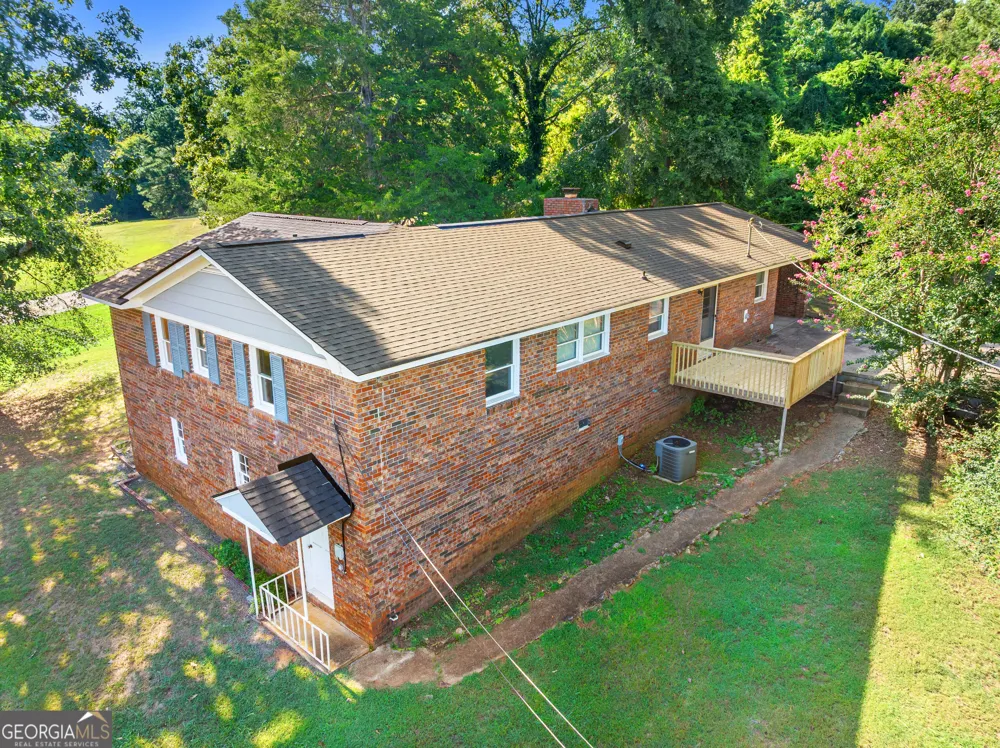 1172 Shoal Creek Church RD Lavonia, GA 30553