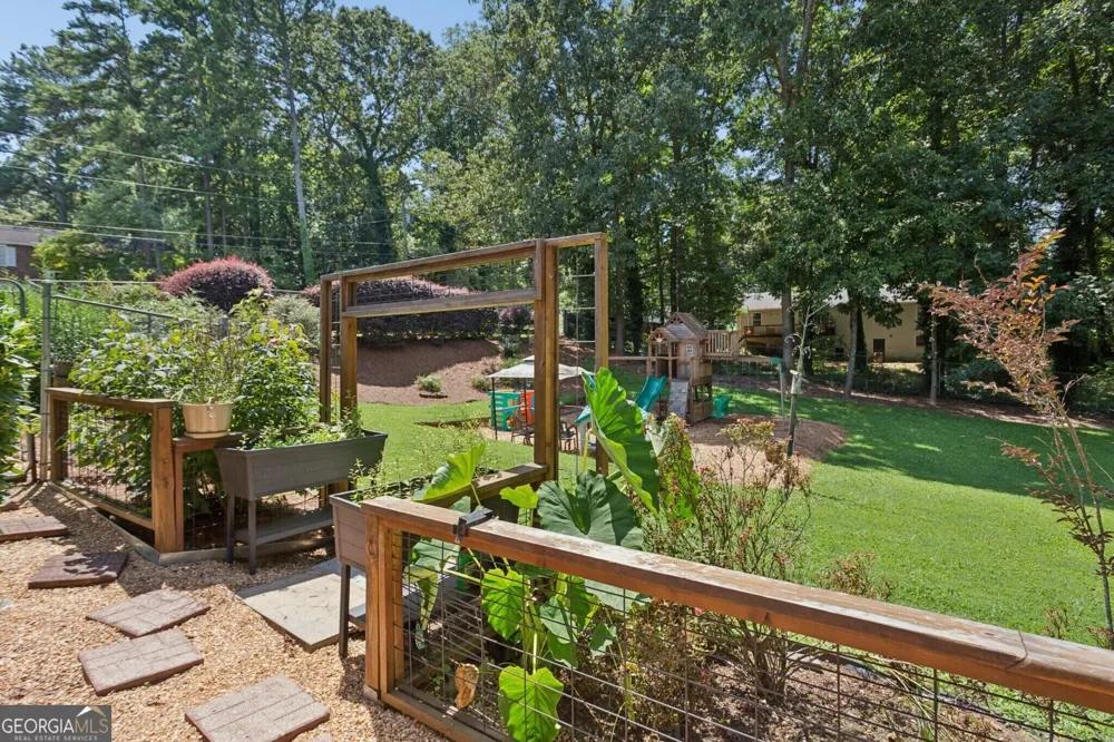 212 Simpson DR NE Kennesaw, GA 30144