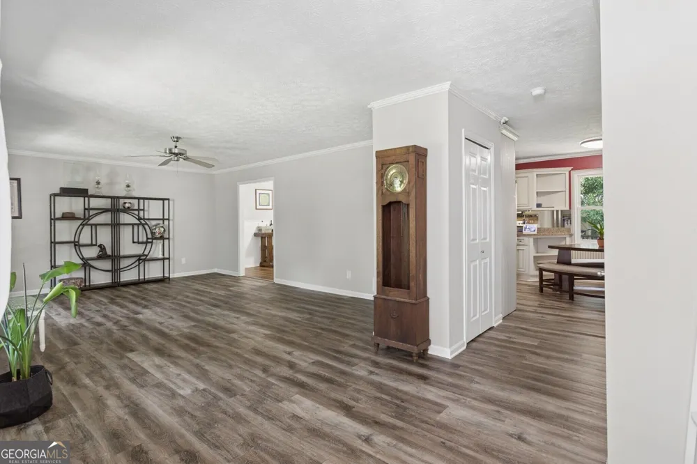 212 Simpson DR NE Kennesaw, GA 30144