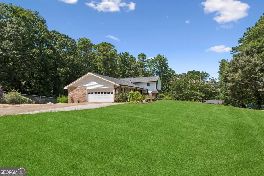 212 Simpson DR NE Kennesaw, GA 30144
