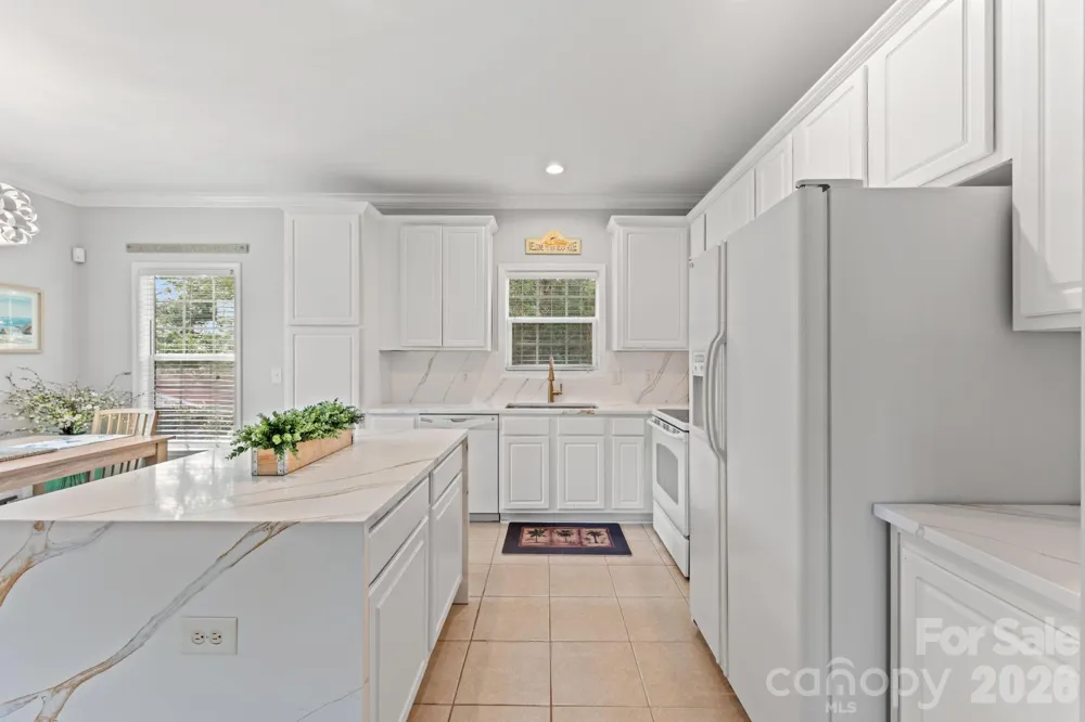 2009 Hillside Drive S North Myrtle Beach, SC 29582