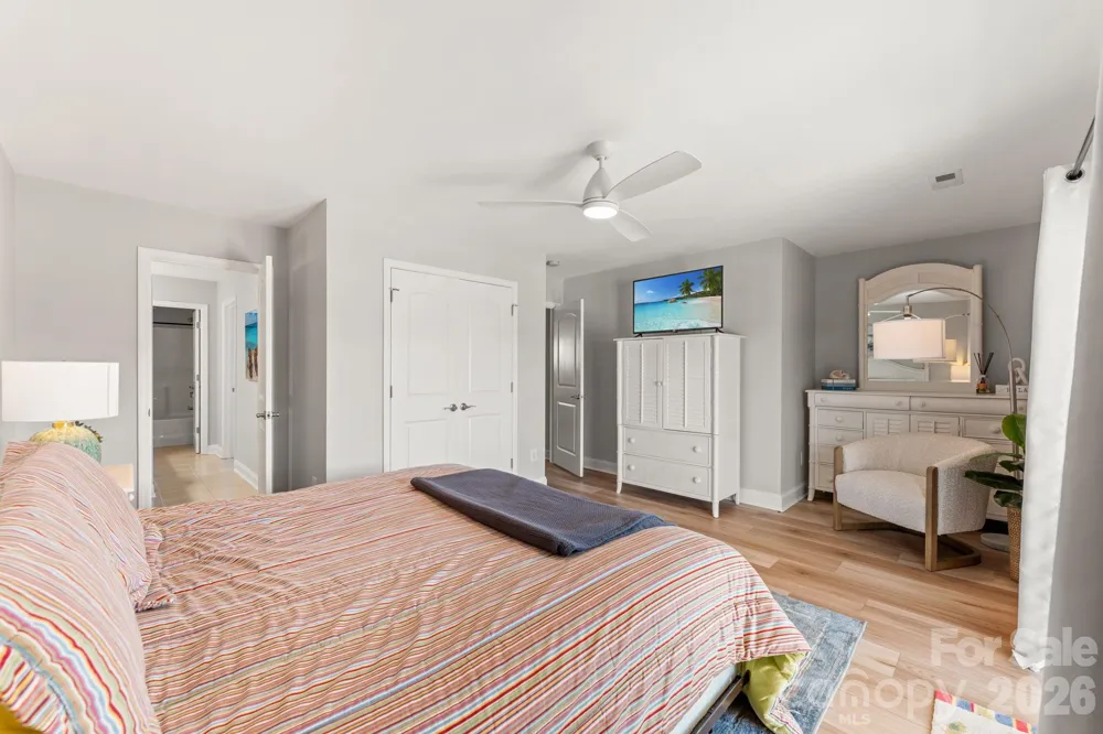 2009 Hillside Drive S North Myrtle Beach, SC 29582