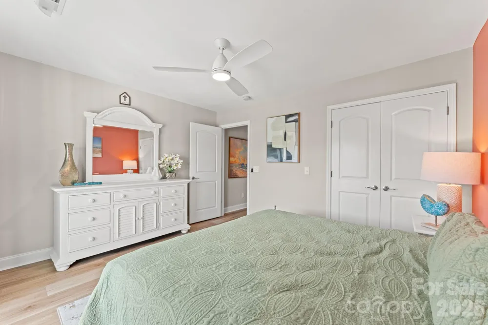 2009 Hillside Drive S North Myrtle Beach, SC 29582