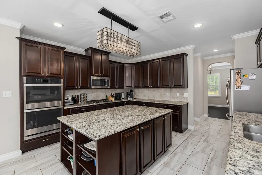 260 County Road 2258 Cleveland, TX 77327