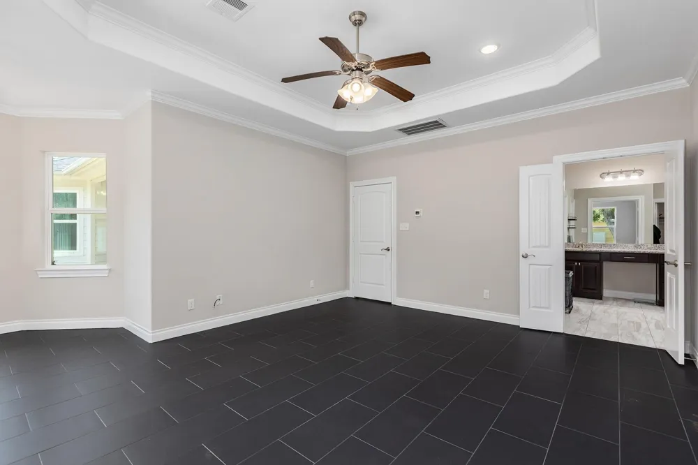 260 County Road 2258 Cleveland, TX 77327