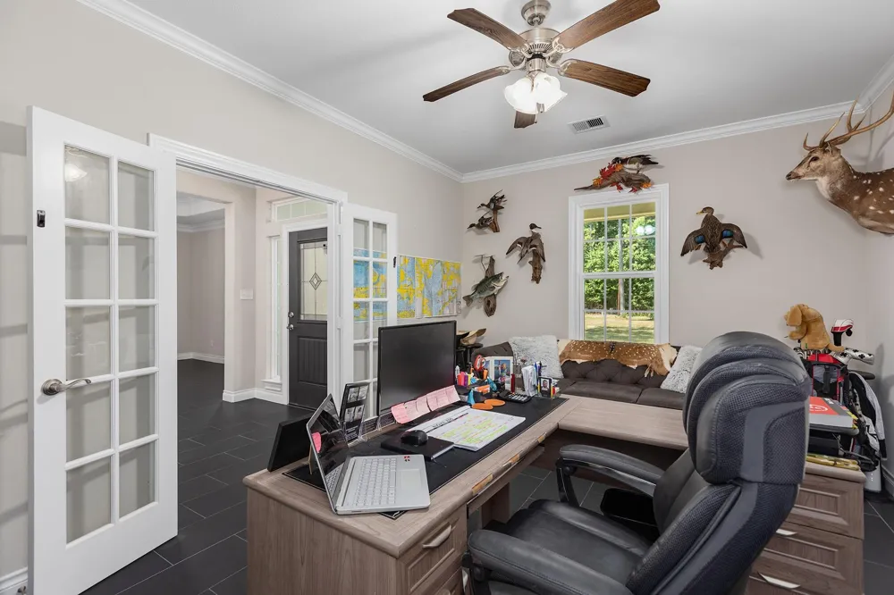 260 County Road 2258 Cleveland, TX 77327