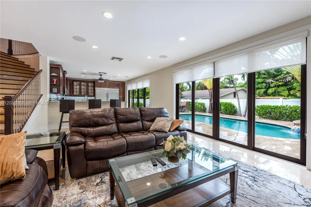 169 SE Wavecrest Way #0 Boca Raton, FL 33432