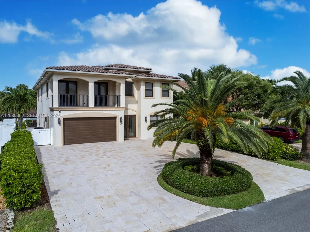 169 SE Wavecrest Way #0 Boca Raton, FL 33432