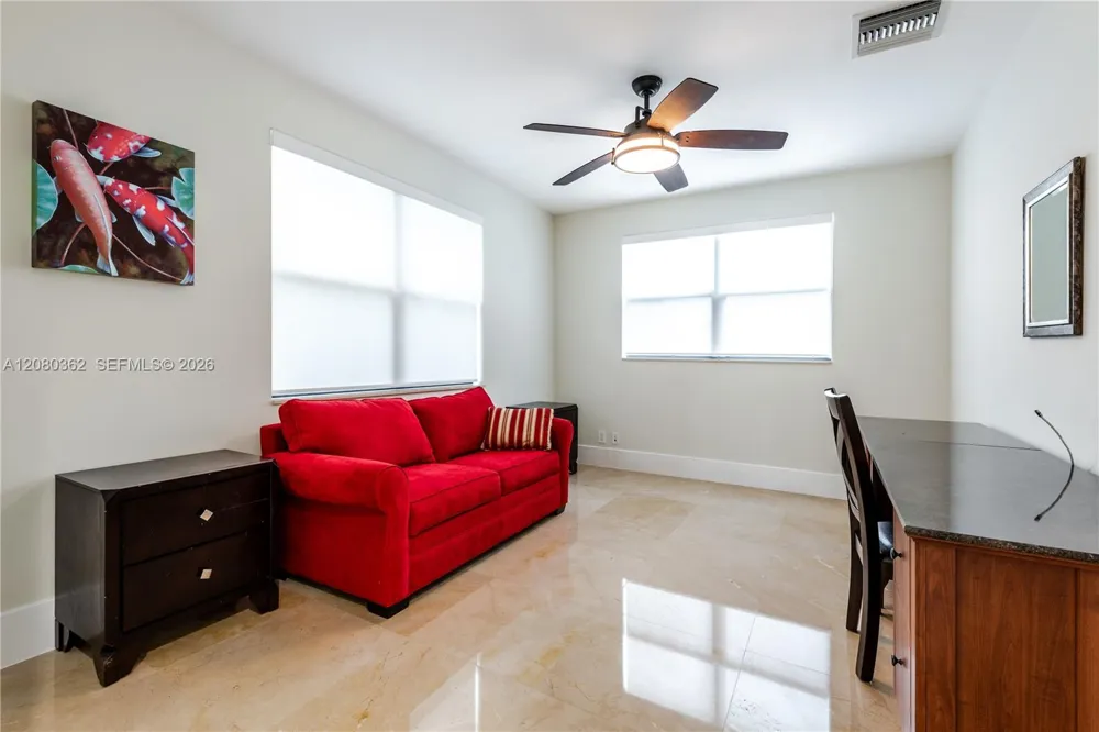 169 SE Wavecrest Way #0 Boca Raton, FL 33432