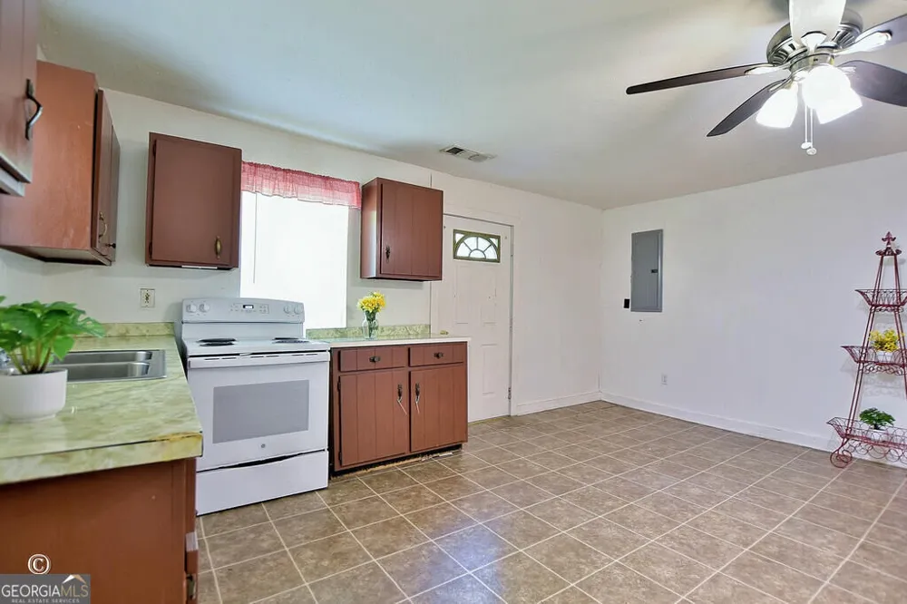 10216 Highway 0315 Cataula, GA 31804