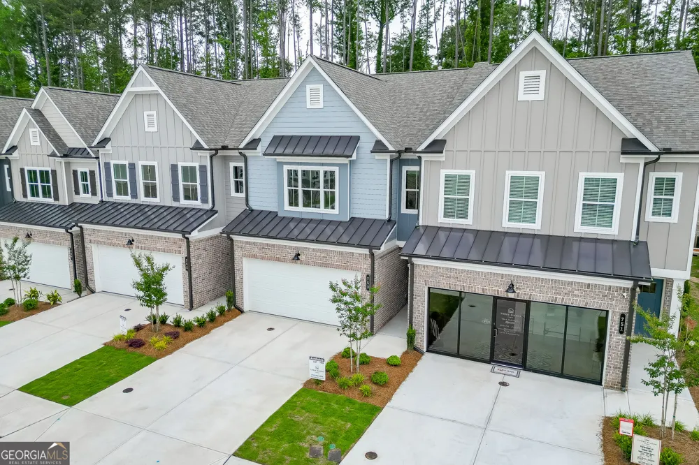 753 Woods Chapel RD Sugar Hill, GA 30518