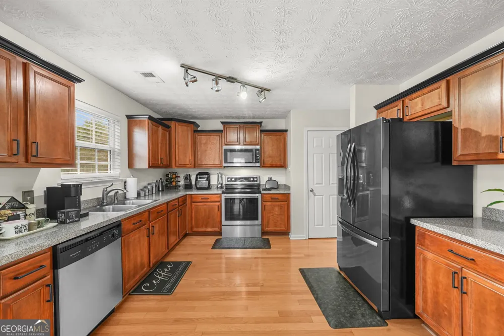 3415 Ashford Loop Ellenwood, GA 30294