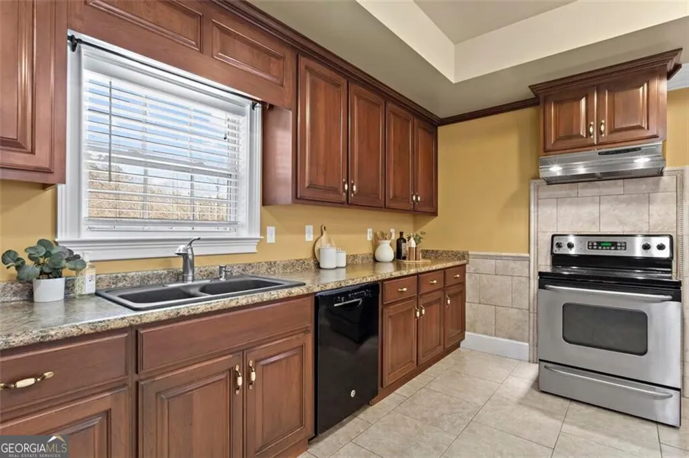 386 Oak Grove RD Summerville, GA 30747