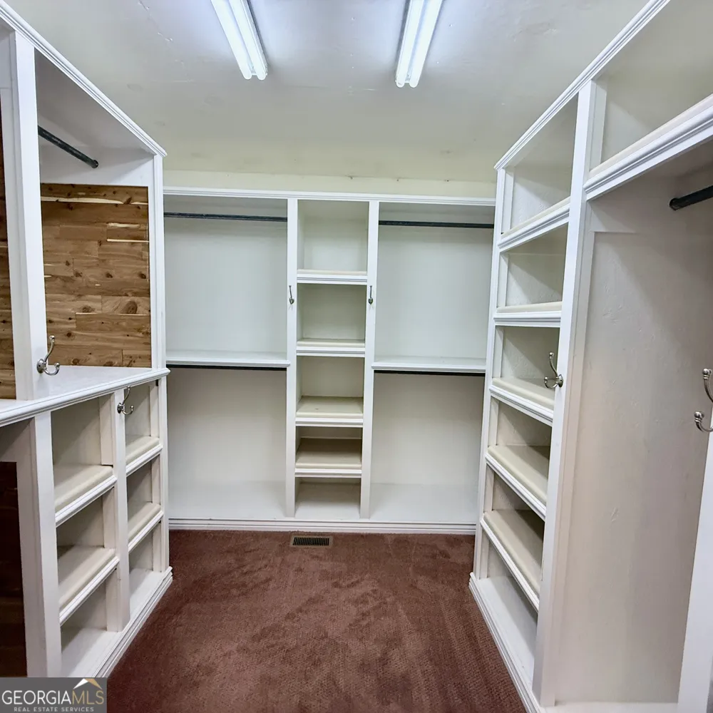 386 Oak Grove RD Summerville, GA 30747