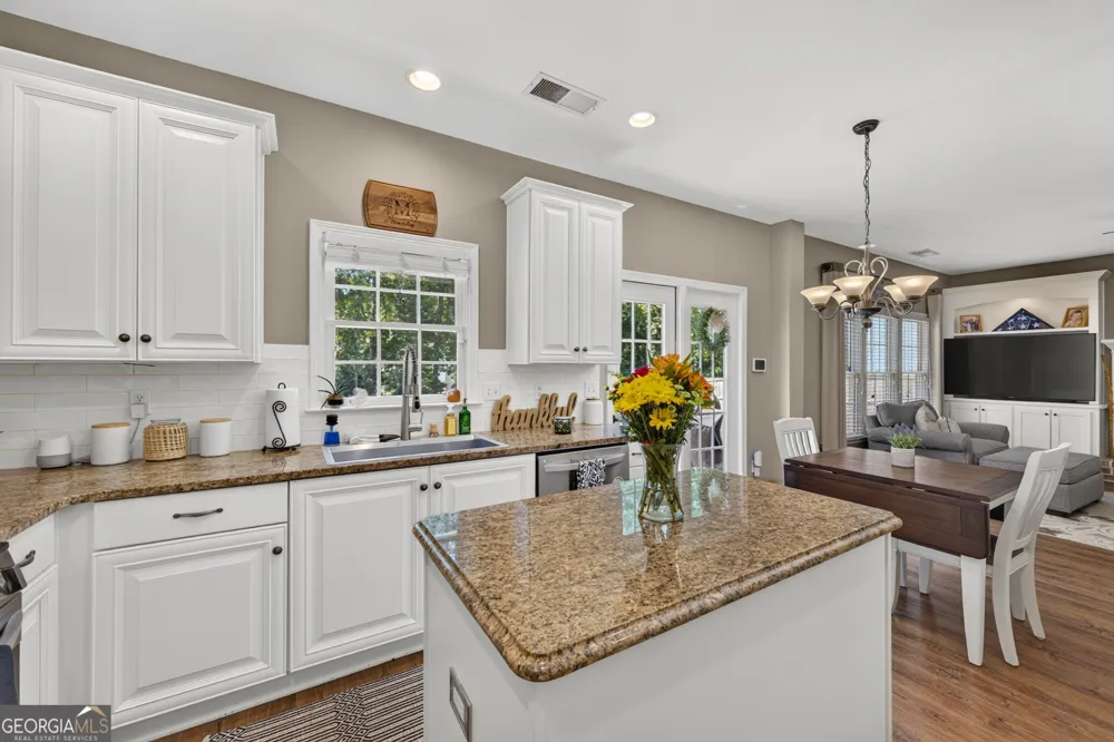 10 Woodshire Newnan, GA 30265