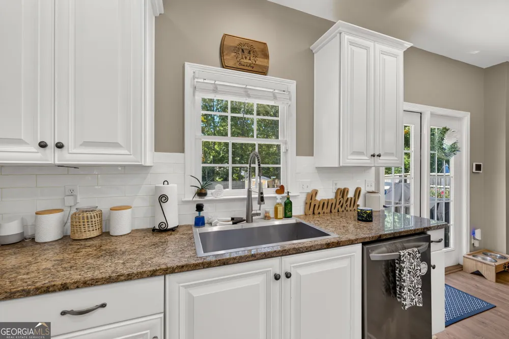 10 Woodshire Newnan, GA 30265