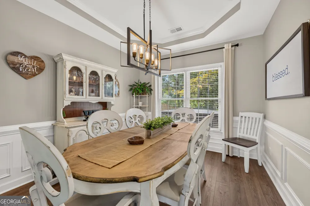 10 Woodshire Newnan, GA 30265