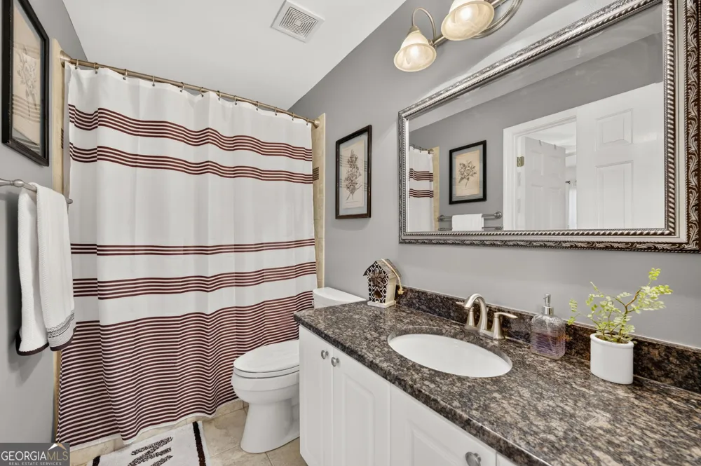 10 Woodshire Newnan, GA 30265