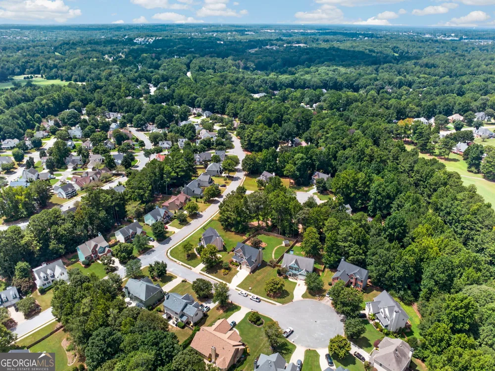 10 Woodshire Newnan, GA 30265