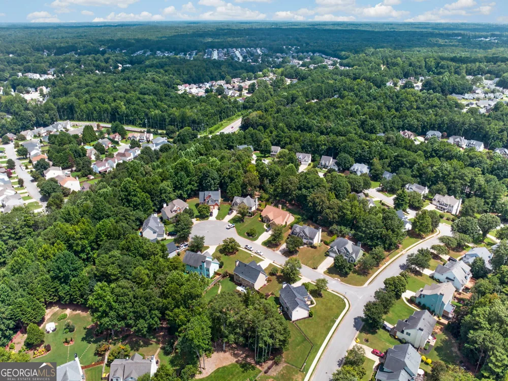 10 Woodshire Newnan, GA 30265