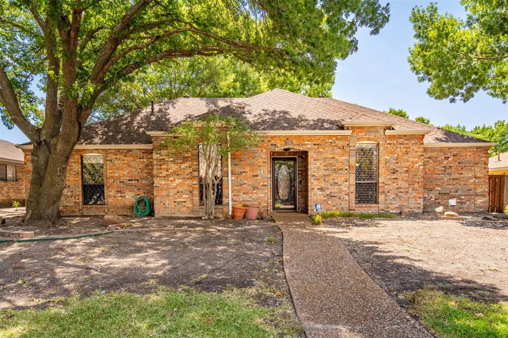 720 Green Brook Drive Allen, TX 75002
