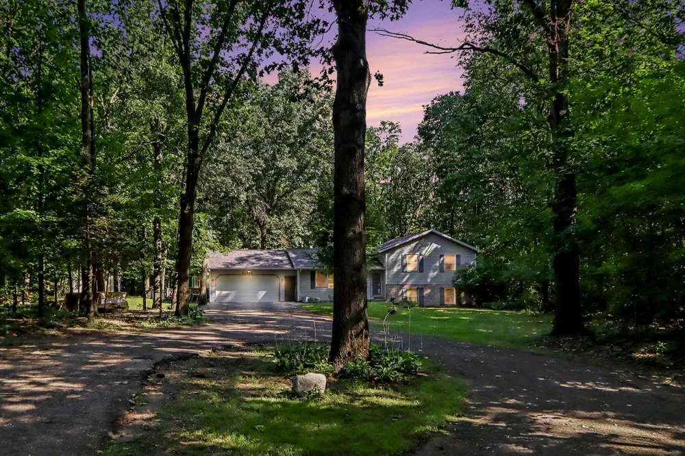 23408 Co Rd 375 Mattawan, MI 49071