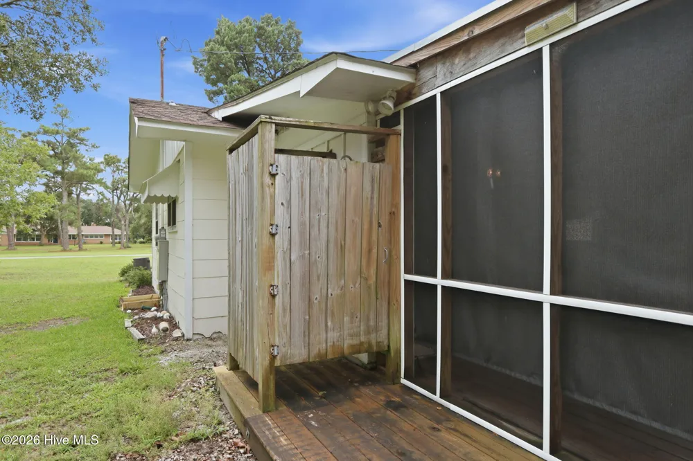 303 Cape Lookout Drive Harkers Island, NC 28531