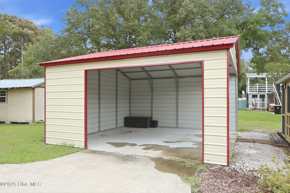 303 Cape Lookout Drive Harkers Island, NC 28531