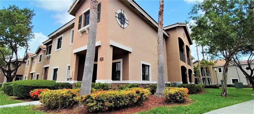 22911 SW 88th Pl #7-21 Cutler Bay, FL 33190
