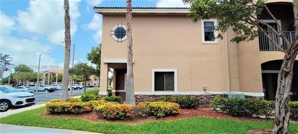 22911 SW 88th Pl #7-21 Cutler Bay, FL 33190