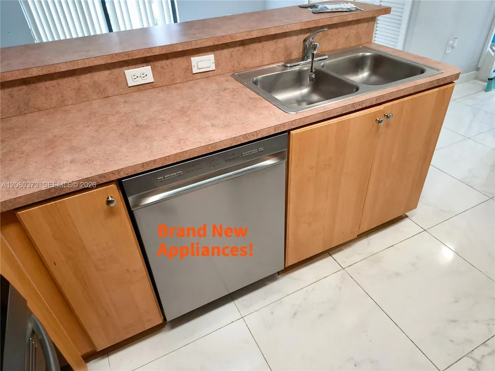 22911 SW 88th Pl #7-21 Cutler Bay, FL 33190