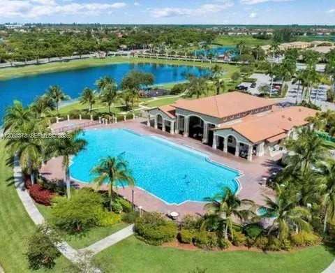 22911 SW 88th Pl #7-21 Cutler Bay, FL 33190