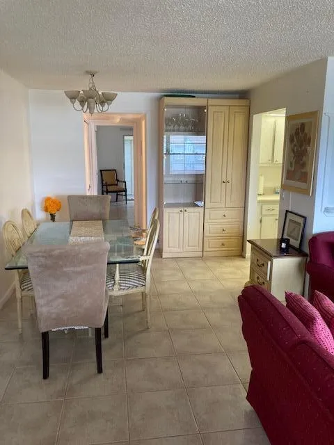 41 SUSSEX B West Palm Beach, FL 33417