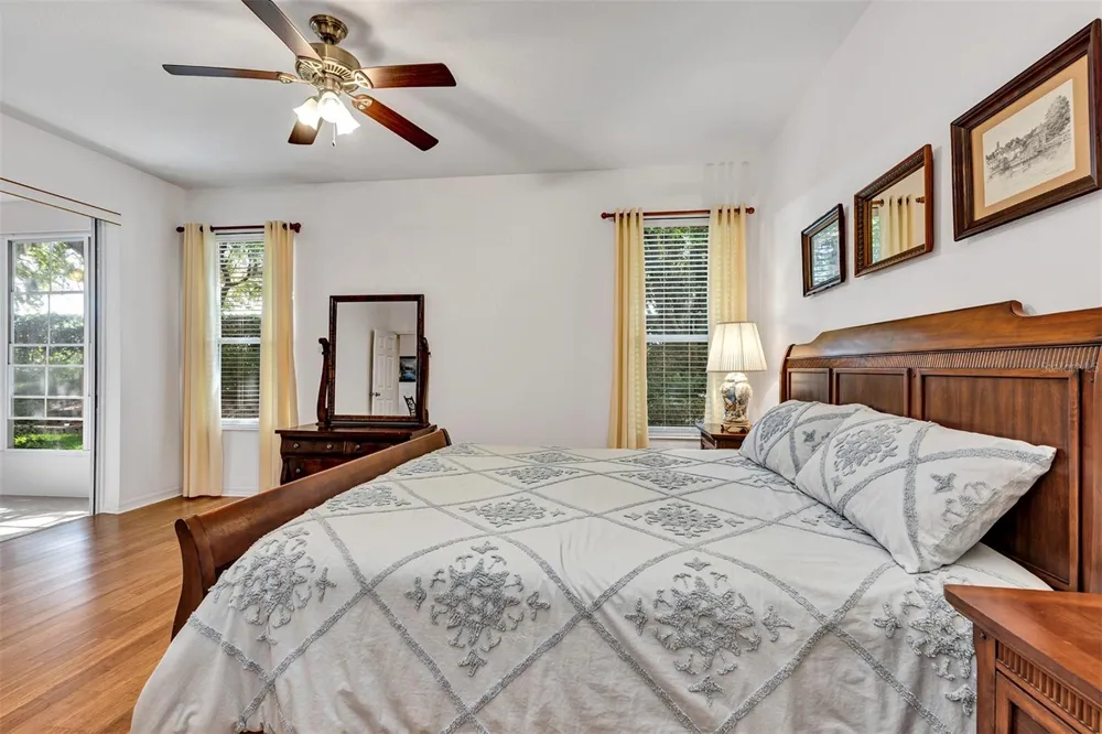 4958 PORTSMOUTH STREET Tavares, FL 32778