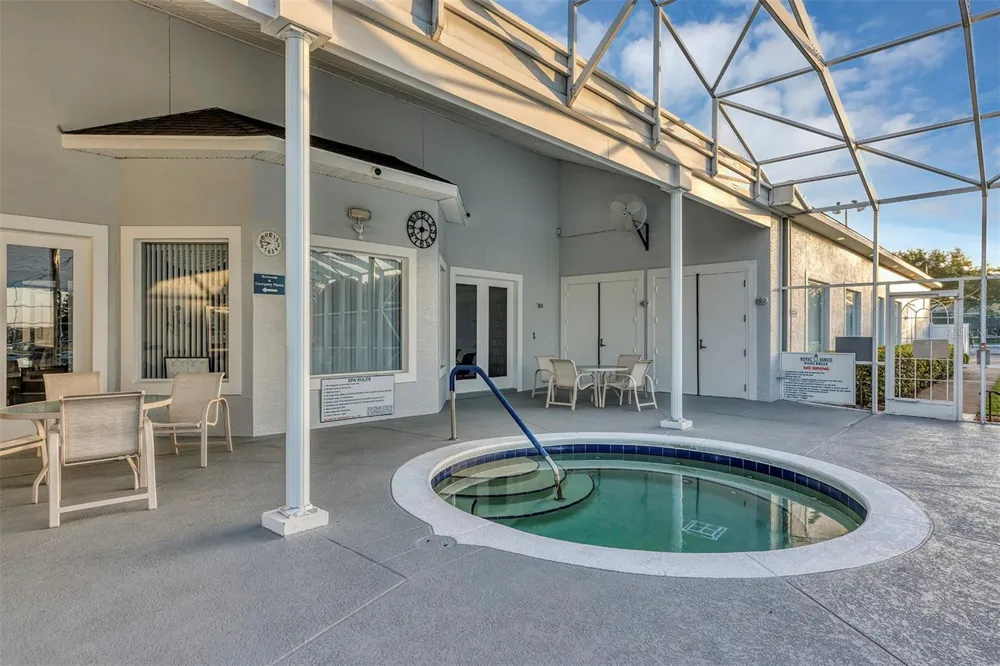 4958 PORTSMOUTH STREET Tavares, FL 32778