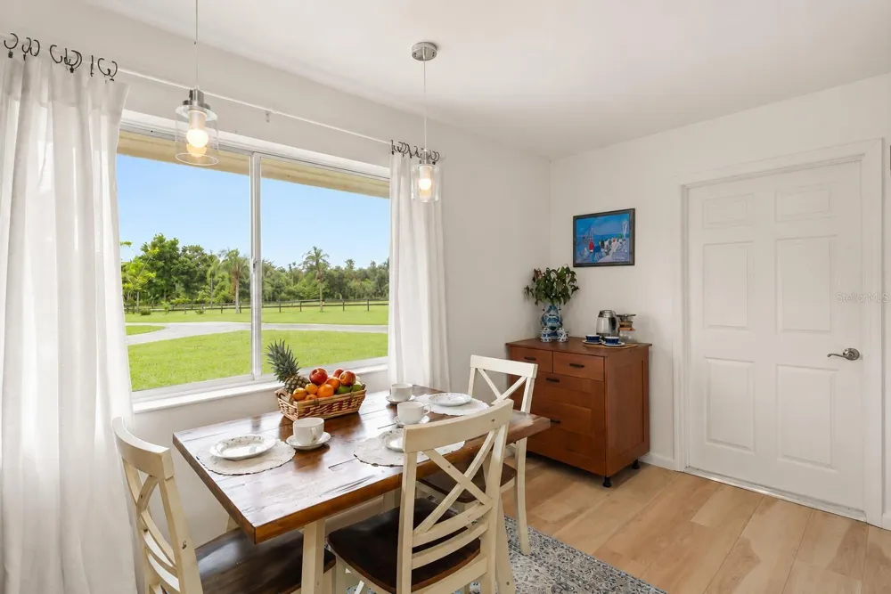 5240 MYAKKA VALLEY TRAIL Sarasota, FL 34241