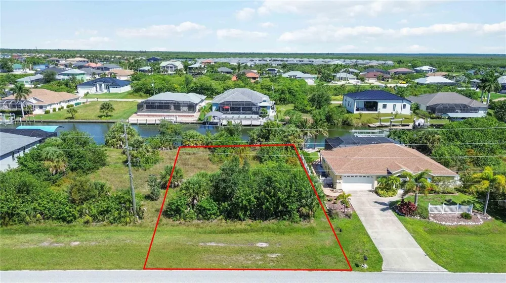 8633 CALUMET BOULEVARD Port Charlotte, FL 33981
