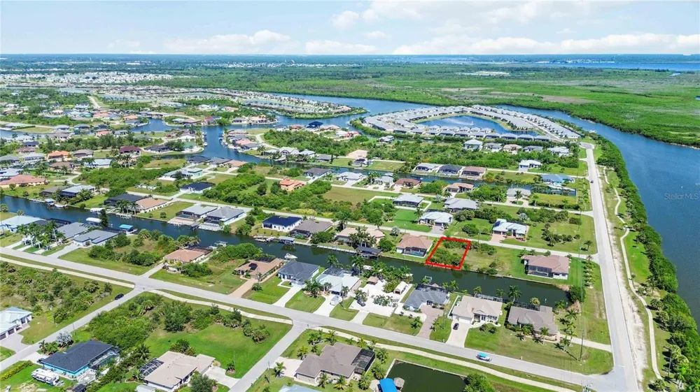8633 CALUMET BOULEVARD Port Charlotte, FL 33981